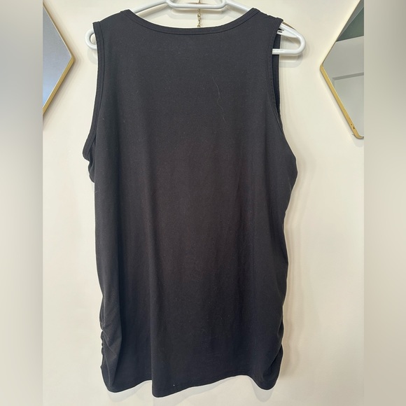 Black Tank - Picture 3 of 4